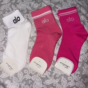 ALO Yoga Men's Casual Socks Set in White and Pink